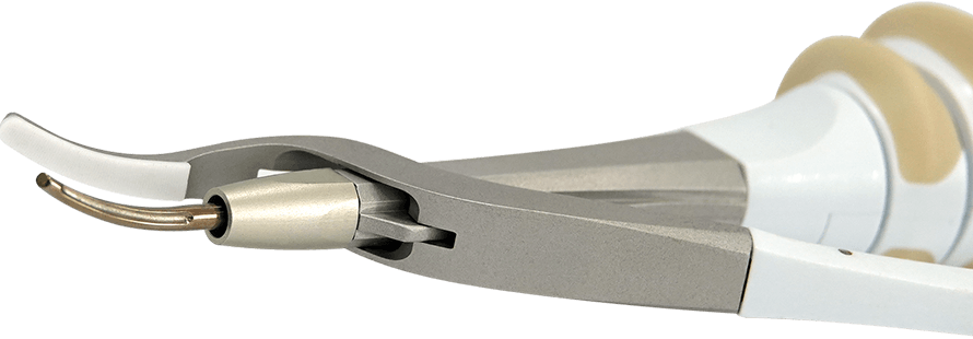 Detail of the Slim tip of ultrasonic scissor scalpel 